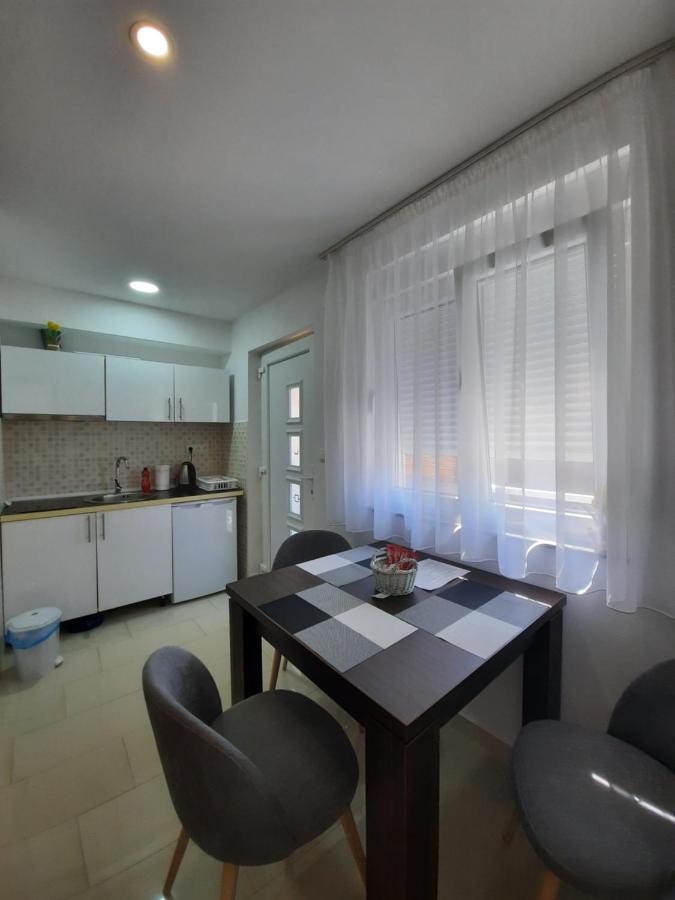 Apartmani Perla 内乌姆 外观 照片